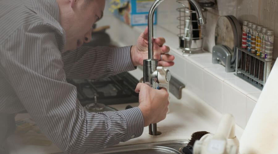 Local tankless water heater installation in Huntsville, IL